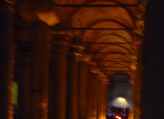 Wealth and Tradition of the Ottoman Treasury